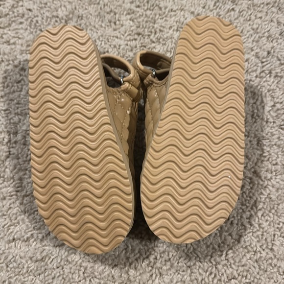 Baby Gap sandals size 9-10 - Picture 3 of 3